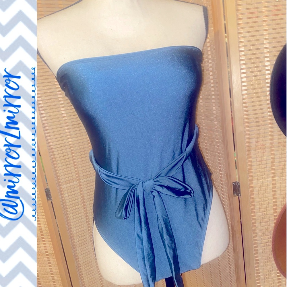 NWT Forever 21 one piece swimsuit
